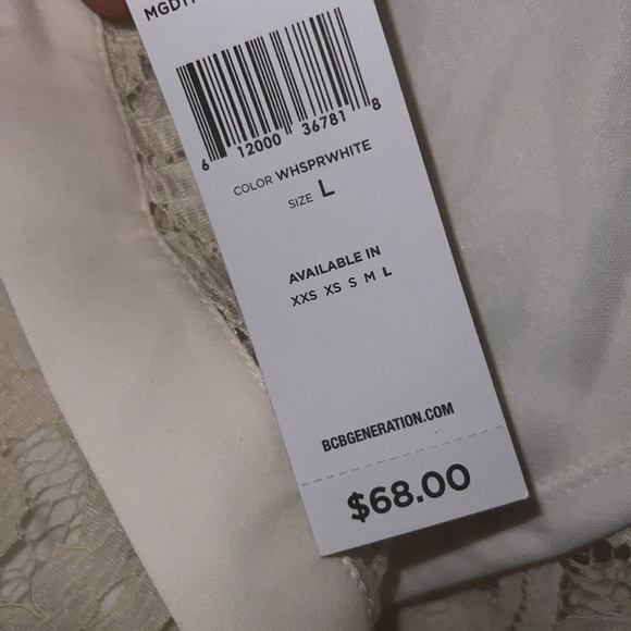 BCBGENERATION LENA CROP TOP - Picture 3 of 4